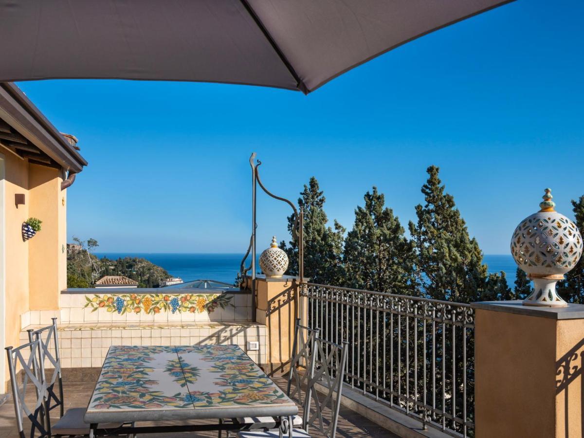 Sea And The City Taormina Exterior foto